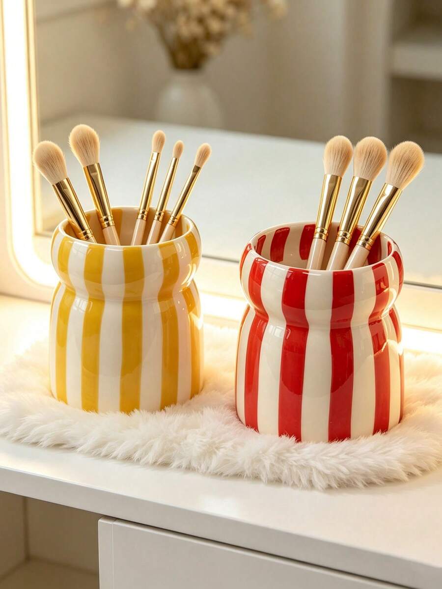 1pc Striped Ceramic Makeup Brush Holder, Cute Wavy Edge Makeup Brush Storage Cup, Multi-Color Vanity Desktop Organizer, Decorative Pen Holder, Home Bathroom Vanity Decor Storage Container