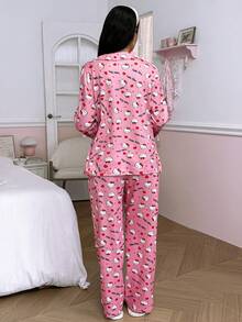 Noctvar OBM Sleepwear X Hello Kitty طقم بيجامة نسائي بطبعة هالو كيتي وردية لطيفة على كامل التصميم مع كارديجان بياقة، ملابس منزلية ناعمة ومريحة بأسلوب أنثوي، طقم من قطعتين - وردي - مشاهدة 8
