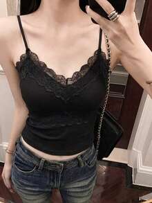 女款極簡性感風蕾絲V領細肩帶背心上衣，春夏款，側乳遮蓋加墊杯，內層打底上衣，休閒黑色 - 黑色 - 查看 3
