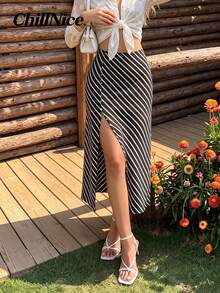 Women Elegant Summer Striped Split Midi Skirt, Holiday Festival Outfit, Versatile Skirt Suitable For Autumn And Winter - Black and White - View 3