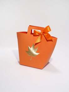 6pcs Fall Maple Leaf Paper Gift Boxes, Elegant Favor Boxes With Ribbon Handle, Mini Gift Packaging For Thanksgiving Table Favors, Wedding Guest Gifts, Party Souvenirs, Classroom Exchange, Boutique Packaging - 12.5X9.5X8cm - View 14