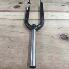 Garfo Rígido Aro 29 Master Bikes Dugrau Wheeling Grau Aço Sem Freio a Disco - A - Visão 4