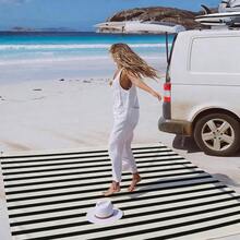 1pc Oversized Classic Striped Sand-Resistant Quick-Dry Beach Towel Mat, Suitable For 1-3 Adults - Lightweight, Durable Polyester Fabric - Perfect For Travel, Camping, Hiking And Leisure Beach Time, Beach Mat, Picnic Mat, Camping Ground Cover - Multicolor - View 8
