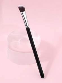 Contour Makeup Brush,Precision Sculpting Brush For Nose Shadow, Side Nose Shading & Bridge Highlight - Black - View 5