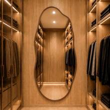Espelho em couro modelo Sinuoso de Parede Design Orgânico - Estilo moderno - MARROM - Visão 2