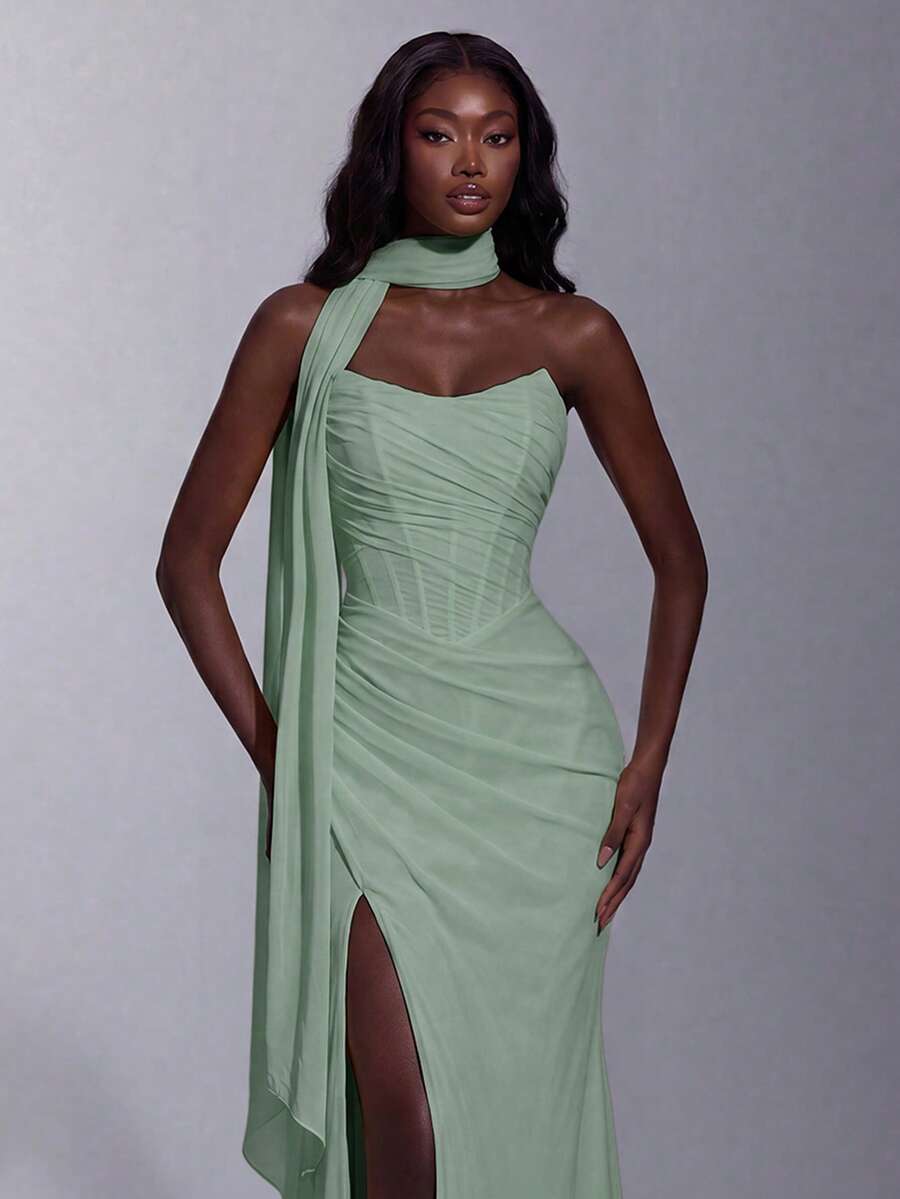 Elegant Heart-Shaped Neckline Ruched Bustier Maxi Dress, High Slit Fitted Mermaid Silhouette Wedding - Mint Green - View 1