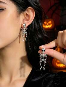 1 Pasang Anting Tengkorak Gothic Gelap Baru untuk Halloween, Perhiasan Telinga Kerangka Asimetris yang Dipersonalisasi - Perak - View 1