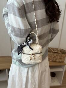 White Quilted Chain Small Square Bag, Mini Handheld Makeup Bag, Versatile Crossbody Bag With Heart Charm, Commuter Handbag - White - View 7