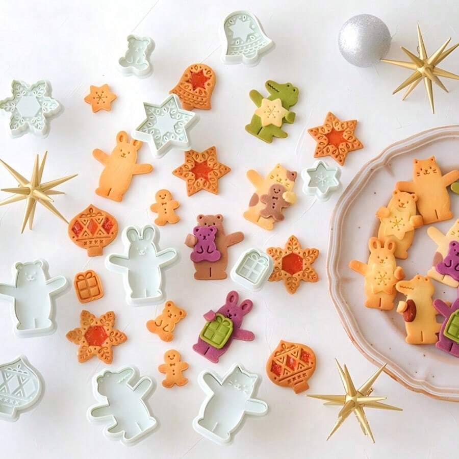 4pcs Christmas Gingerbread House Shaped Cookie Molds, 3D Cartoon Style Press Molds For Cookies/Fondant, Baking Tools For Decorating Cream Filled Cakes