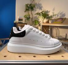 White MQ Platform Sneakers With Black Heel Insert – Unisex Oversized Sneakers - 經典黑磚尾 - 查看 1
