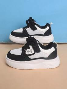 Toddler Fashion Versatile Casual Hook And Loop Sports Skate Shoes - Black - View 2