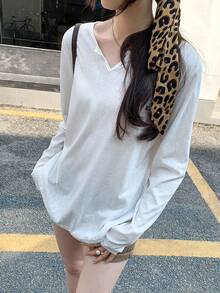 Women's V-Neck Long Sleeve T-Shirt, New Loose Fit Slimming Inner Layer Base Top Casual - White - View 4