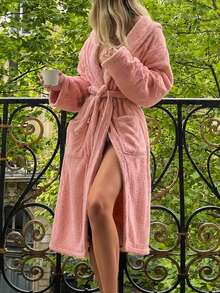 Soft Pink Coral Fleece Women's Robe, Exquisite Floral Embroidery Collar, Waist-Cinched Design, Loose Long Style With Pockets, Soft Skin-Friendly Home Bathrobe Morning Robe Comfortable To Wear - Pink - View 4
