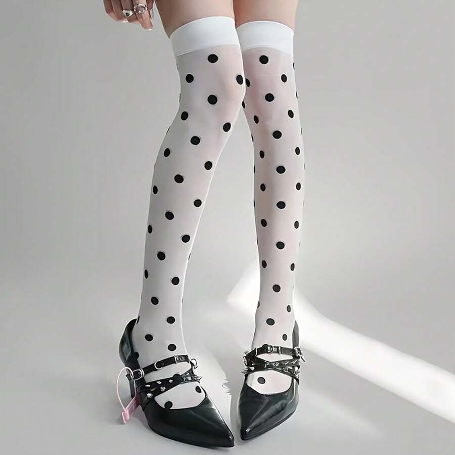 Stockings & Gift Holders - White - View 1