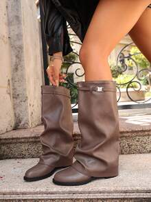 1 Pair Popular Folded Pleated Boots Fashion Buckle Flat Comfortable Solid Color Western Style Casual Microfiber Leather Mid-Calf Boots For Holiday Party Autumn/Winter - Mocha Brown - View 4