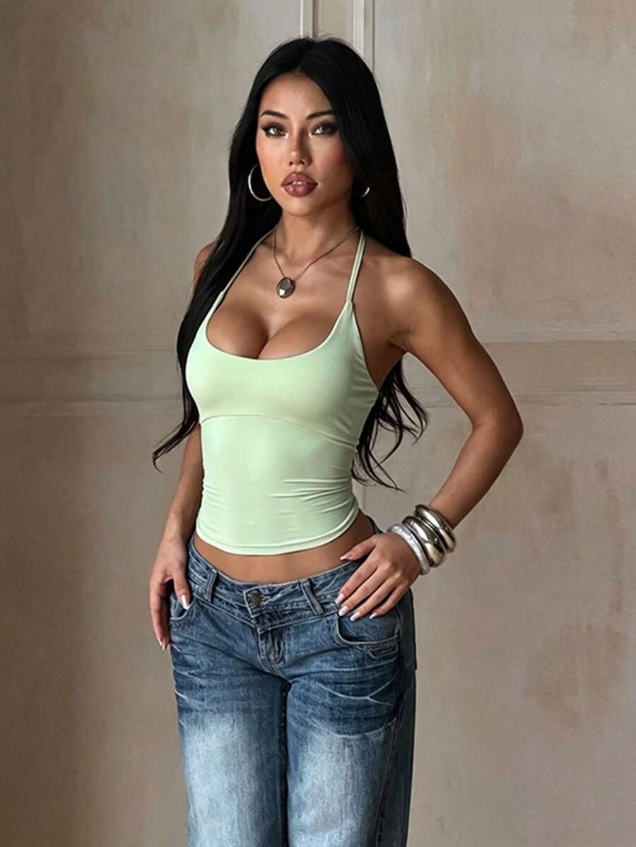 女款夏季街頭休閒短版上衣，綠色上衣，女款外出上衣，演唱會穿搭，返校季，秋季內搭背心，運動服，辣妹穿搭
