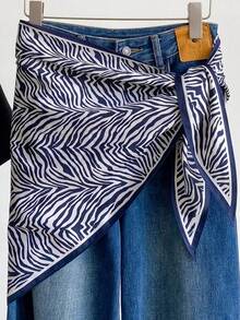 1pc European & American Style Asymmetrical Striped Scarf Women's Spring/Summer New Arrival Outerwear Triangular Shawl Waist Tie Bandana Multi-Functional Neck Scarf Sun Protection Soft Neck Protection - Blue - View 5