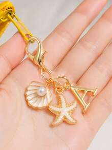 1pc Gold Letter Bohemian Keychain Decorated With Shells And Starfish, A-Z Letter Options, Perfect For Holiday And Beach Theme, Gift For Teacher, Mom, Friend Birthday, Shell Jewelry, Back To School, Halloween, Gift For Boyfriend - White Starfish Shell - View 3