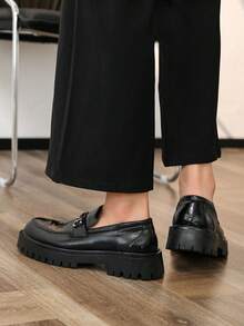 Men's Crocodile Texture Metal Buckle Thick Sole Loafers British Slip-On Formal Shoes Commute Wedding Casual Shoes - Black - View 10