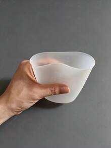 Silicone Measuring Cups, Reusable Silicone Stirring Cup Set/Stirring Stick . Capacities Are 250ml And 500ml. Suitable For Melting, Mixing, Extruding, Pouring, And Casting. Extrudable, Kneadable, And Easy To Clean. Ideal For Making Molds And Candles. - Silicone Cup - View 2