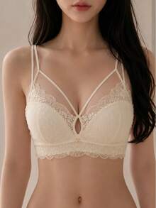 Enhance Your Bust! Spring Lingerie Set: Non-Wired Bra And Panties. - Cream White - View 2