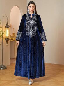 Autumn/Winter Warm Navy Blue Velvet Abaya, Silver Embroidery Rhinestone Stand Collar Long Kaftan Dress, Suitable For Eid Party, Wedding Occasions - Navy Blue - View 6