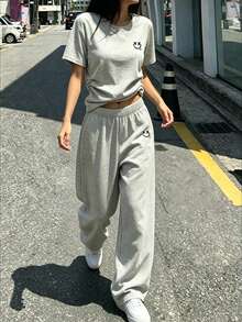 Tween Girl Spring/Summer/Autumn Casual Daily Commute Minimalist Versatile Cartoon Expression Print Ruched Waist T-Shirt And Loose Wide Leg Long Pants Set - Grey - View 1