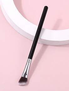 Contour Makeup Brush,Precision Sculpting Brush For Nose Shadow, Side Nose Shading & Bridge Highlight - Black - View 3