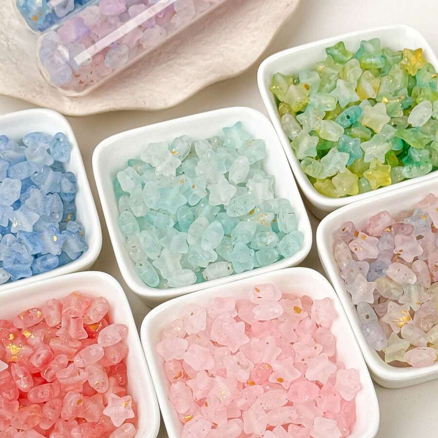 52顆磨砂漸層透明金粉五角星壓克力穿孔珠,馬卡龍混色金箔星形散珠,適用DIY手鍊、髮圈、耳環手工珠寶製作 - 彩色 - 查看 1