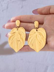 1 Pair Popular Versatile Vintage Leaf Earrings - Golden - View 4
