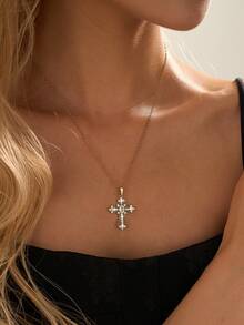 1 pieza Collar con colgante de cruz de circonita de lujo para mujeres - Amarillo Oro - Ver 2