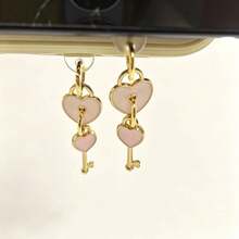 1pc Phone Dust Plug Pink Heart Keychain Pendant - Pink - View 3
