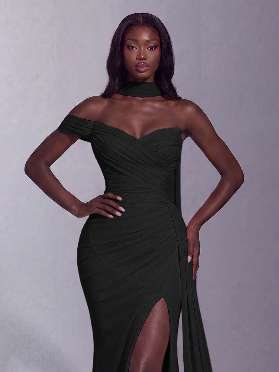 Elegant Cold Shoulder Choker Neckline Ruched Fitted Bodice High Slit Slim Silhouette Evening Gown Wedding - Black - View 1