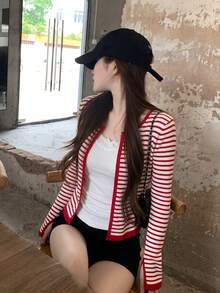 Cardigan Manis Bergaris Y2K dengan Trim Kontras, Rajutan Berusuk, Lengan Panjang, Manset Berbelah, Potongan Ramping, Atasan Sweater Pendek untuk Wanita Warna Merah Musim Gugur - Merah - View 4