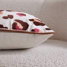 LCUHPCL 1pc American Retro 3D Embroidered Dual-Color Leopard Print Rectangular Pillow Case With Piping, Suitable For Living Room, Bedroom, Sofa, Car, Party, Restaurant And More - Redwood - View 10