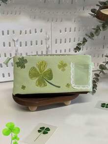 日系小眾設計 Ins 風格蕾絲花朵蝴蝶結三葉草鉛筆袋 女款大容量旅行便攜手提化妝收納包 3D 儲物袋 - 綠色 - 查看 3