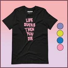La vida es una mierda - Camiseta para adultos |   Gótico Pastel |   Estilo Egirl |   Ropa urbana |   Sudadera de Estilo  |   Moda Alternativa |   Estilo Harajuku |   Estética Grunge | - Negro - Ver 4