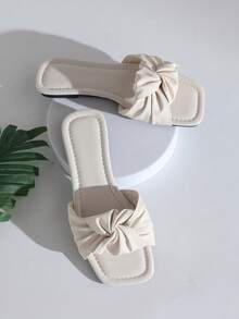 Sandalias de mujer de unicolor nuevas para el verano, diseño de parte superior retorcida y fruncida, punta cuadrada y abierta, sandalias planas de mujer, sandalias planas de cuero PU con suela gruesa, sandalias blancas de punta cuadrada para mujer de verano, minimalistas, elegantes, cómodas y versátiles, zapatos casuales de verano para exteriores, hogar, playa, vacaciones, oficina, se pueden combinar con varios atuendos de verano, sandalias de mujer - Blanco - Ver 7