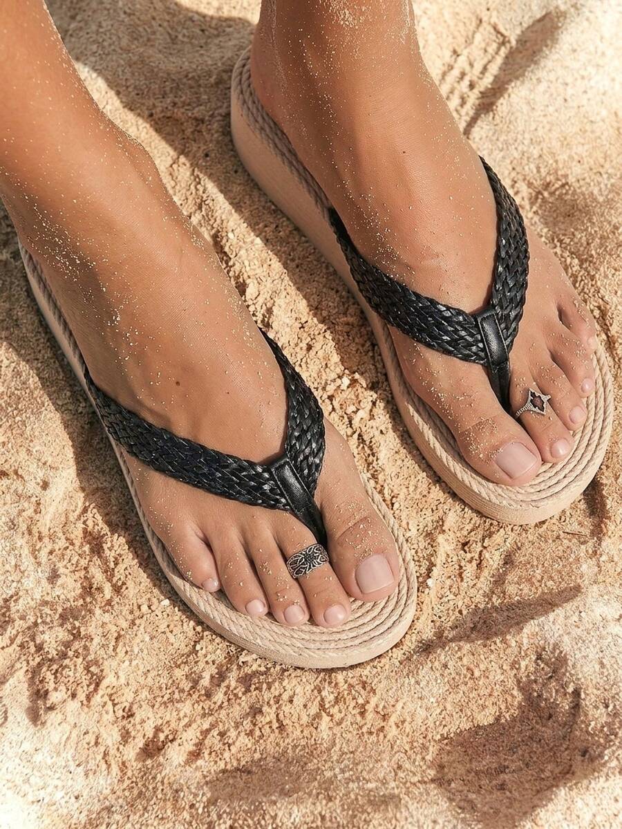 Grefit Damen Flip-Flops, strohgewebte Keilabsatz-Plateau-Pantoletten, Bohemian-Stil gewebte Lässig-Pantoletten, und bequeme Strand-Urlaubssandalen - Schwarz - Übersicht 1