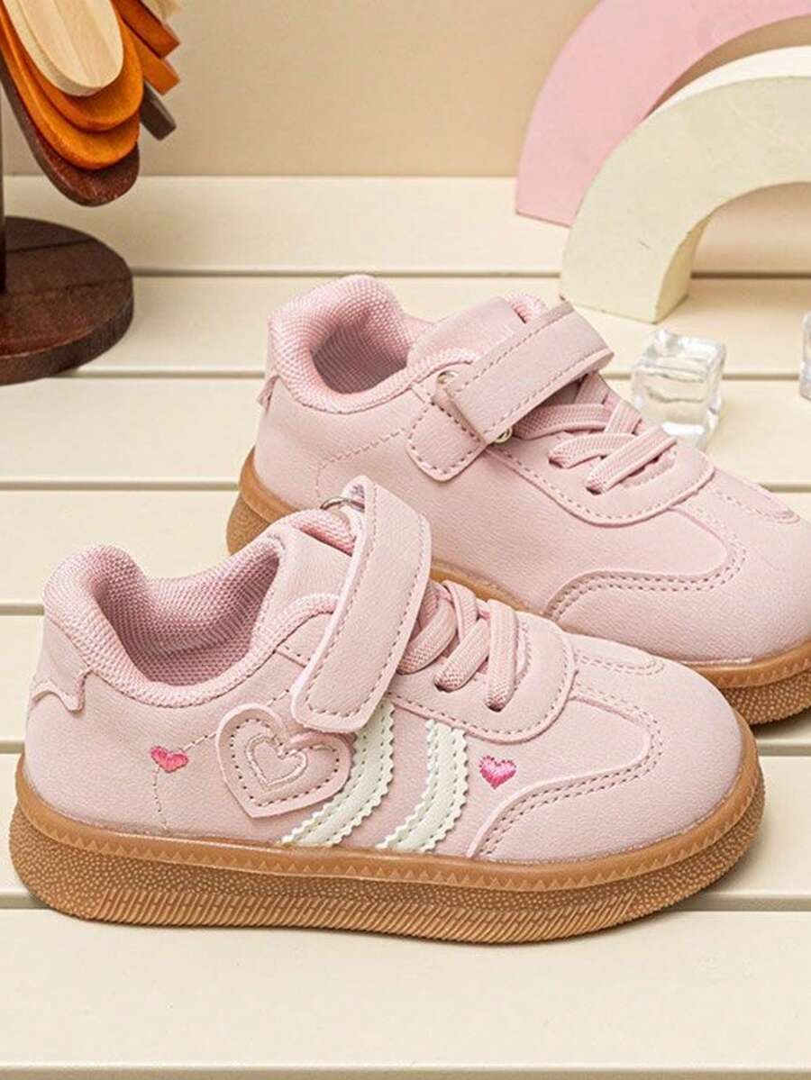 Back To School Heart Design Student Sneakers, Comfortable Fashionable Breathable Lightweight Sports Shoes - Pink - View 1