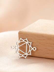 TEAMER 1pc/Pack Fashionable Stainless Steel Hollow Yoga Seven Chakras Pendant, Exquisite Geometric Design Handmade DIY Accessory For Necklace, Bracelet, Earrings, Keychain, Bag Charm - Fashion Series - View 6