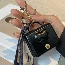 Heart-Shaped Coin Purse Keychain With 3D Embossed Design, Square Shape, Can Hold Coins, Earphones, And Small Items, Bag Accessory, Versatile For Various Occasions, Full Of Unique Design, A Must-Have For Fashion Girls, A Light Luxury Accessory For Fashionistas - Red - View 6