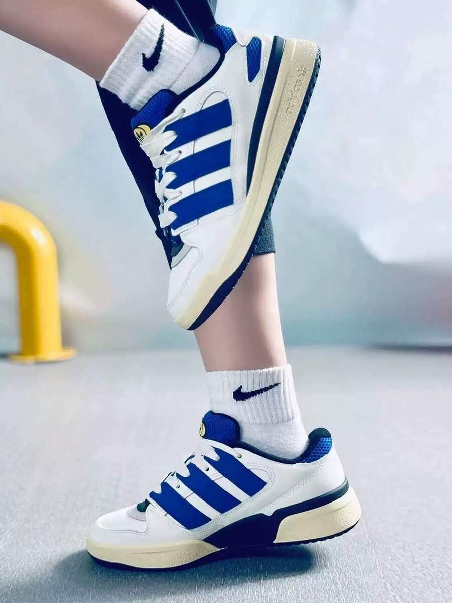Adidas Originals FORUM 2000 Unisex Low-Top Comfortable Durable Casual Sneakers - Blue and White - View 1
