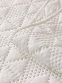 1PC Ultrasonic Process Solid Color Sofa Cover, Non-Slip Protection For Living Room Sofa, Suitable For Single To Four-Seater Sofas, White Textured Fabric For All Seasons, Living Room Essential | Minimalist Style Sofa Cover | Snug Fit Design, Dedicated Sofa Cover - White - View 4