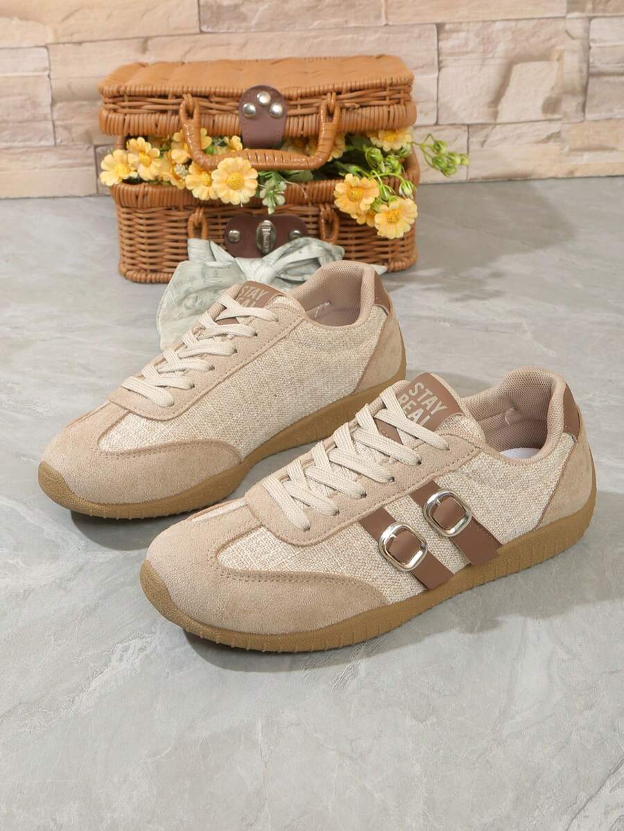 1 Pair Women's Spring/Autumn New Lace-Up Round Toe Low-Top Casual Shoes, Flat Comfortable Versatile White Sneakers, Colorblock Sporty Casual Shoes, Patchwork Retro Style Skate Shoes, Fashion All-Season Wear