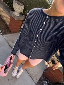 Cardigan Rajut Biru Tua Vintage dengan Garis-Garis Horizontal Putih Tipis, Sweater Luar Ruangan Serbaguna untuk Musim Semi/Gugur - Navy Blue - View 1