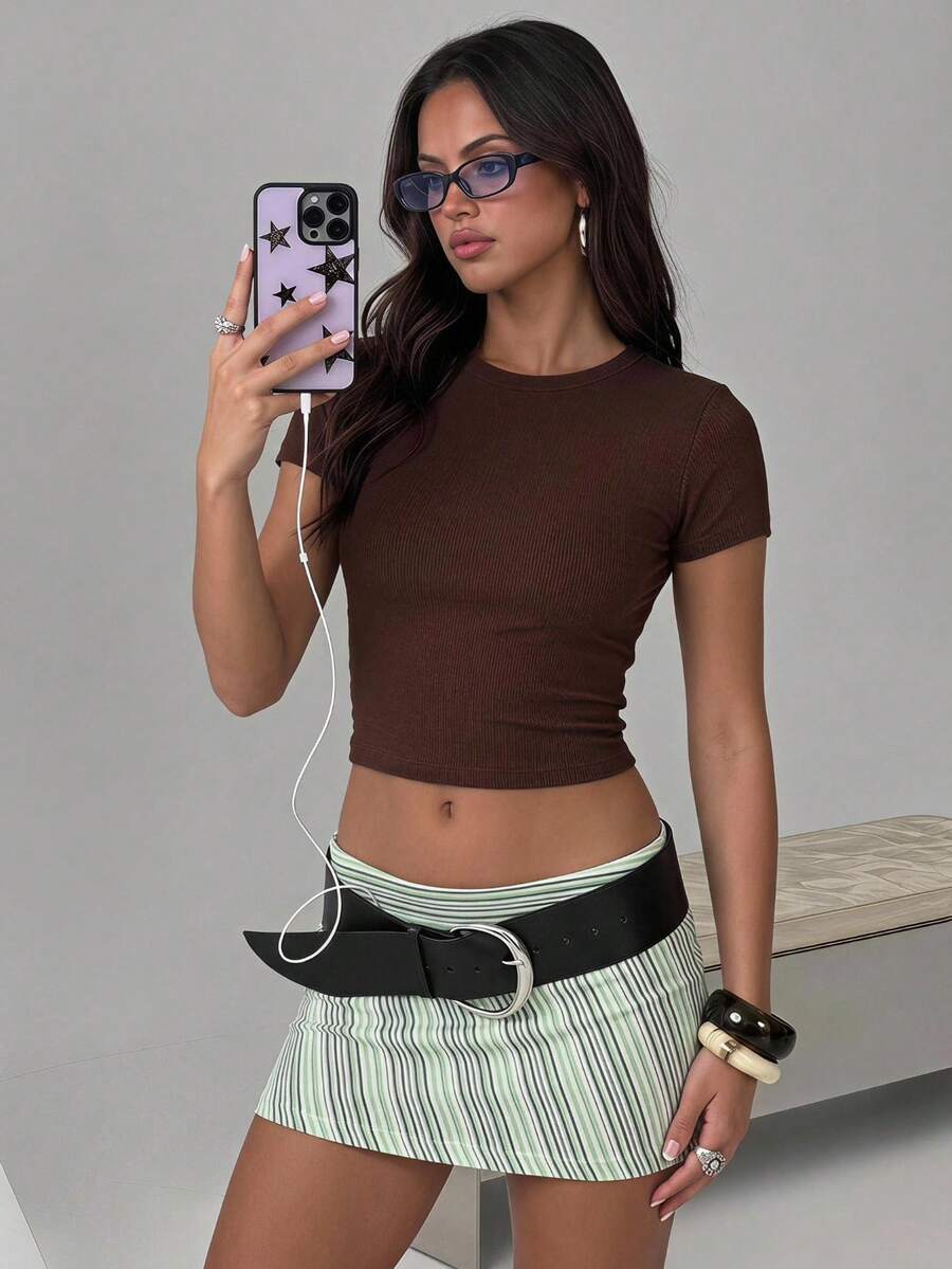 Women's Soft Ribbed Slim Fit Crop T-Shirt, Short Sleeve Bodycon Casual Basic Top - Coffee Brown - View 1