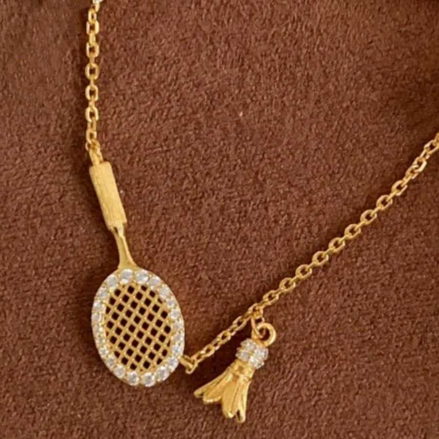 Casual 18K Gold Plated Badminton Racket Necklace With Zirconia Inlaid 3D Badminton Pendant, Sports Style Fan Commemorative Collarbone Chain - Gold - View 1