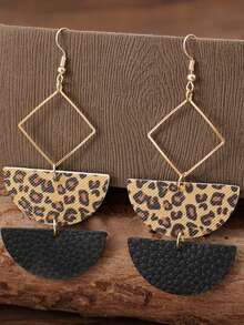 1 Pair Vintage Sexy Leopard Print & Black Half-Circle PU Leather Earrings, Metal Rhombus Geometric Patchwork Pendant Earrings - Multicolor - View 7