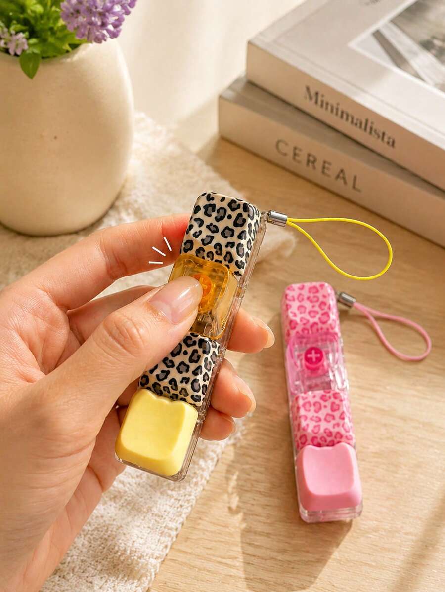 1pc Leopard Print Keyboard Stress Relief Toy, Stress Relief Keyboard, 4-Key Stress Relief Toy Keyboard Keychain, Pressable Button Toy, Used For Relieving Stress, Magic Cube Stress Relief Button Toy, Creative Keyboard Pendant Ornament, Car Keychain, Bag Charm, Key Accessory - Multicolor - View 1